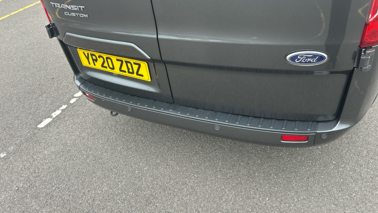 Ford Transit Custom 320 L2 Diesel Fwd 2.0 EcoBlue 130ps Low Roof Limited Van